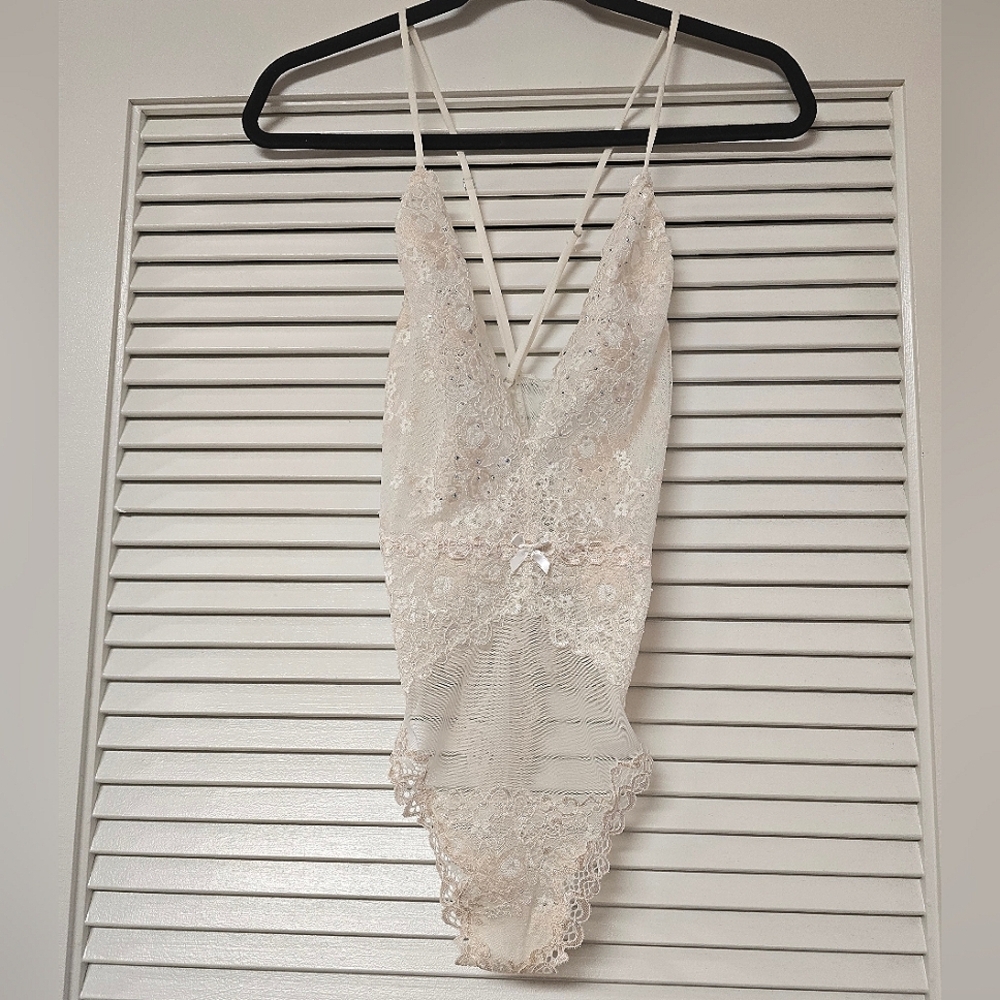 Victoria's Secret - Cream Sheer Lace Mesh Lingerie Bodysuit W Adjustable Straps